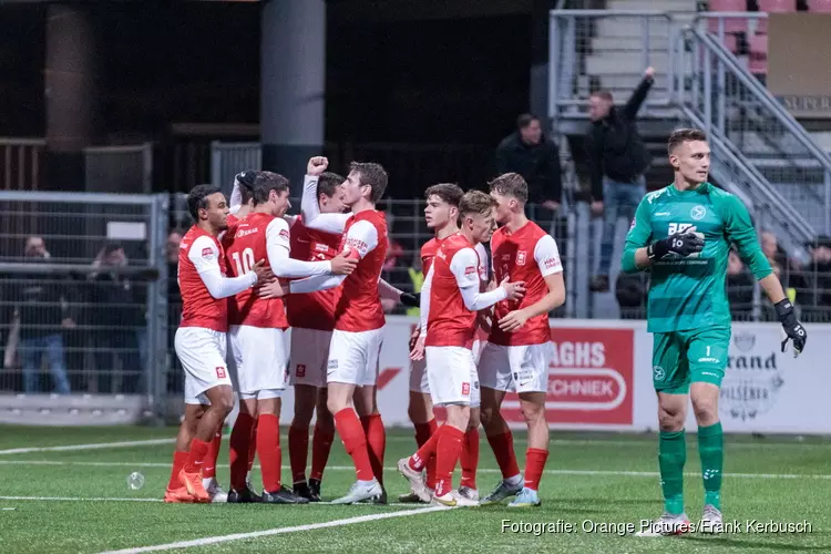 Van Bommel matchwinnaar bij MVV-Almere City FC