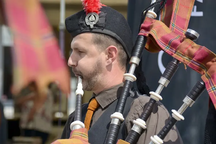 De Dronten & District Pipe Band zoekt nieuwe leden