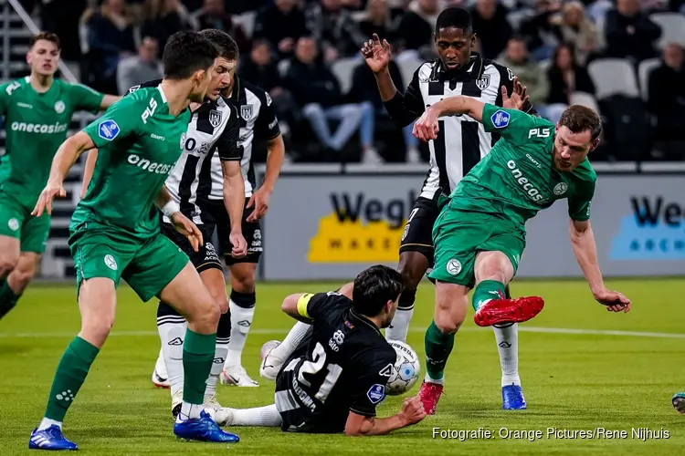 Heracles Almelo en Almere City FC gelijk in enerverende pot